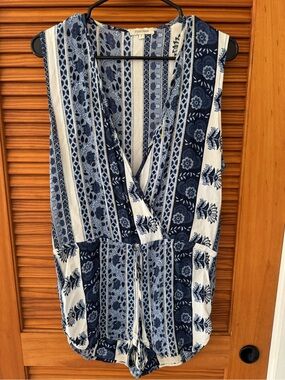 FLYNN SKYE Printed Sleeveless Romper